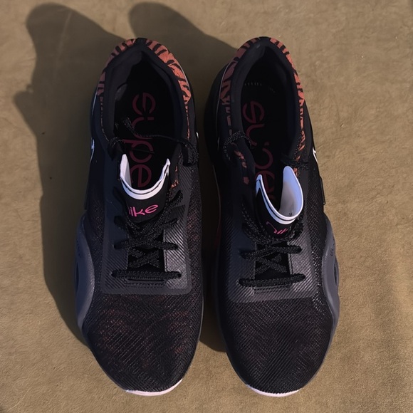 Nike Air Zoom Superrep 3 Trainers
Women’s 8.5 EU40 DJ8650-018 Black/Tiger - Picture 7 of 10